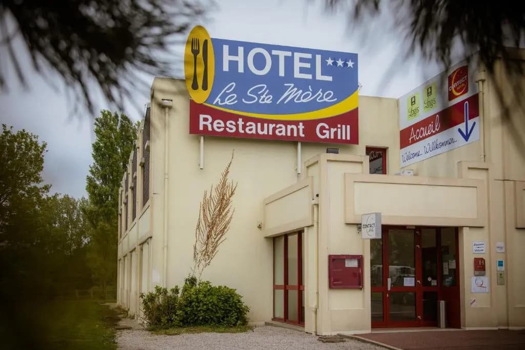 Hotel Le Sainte Mere - Photo 1