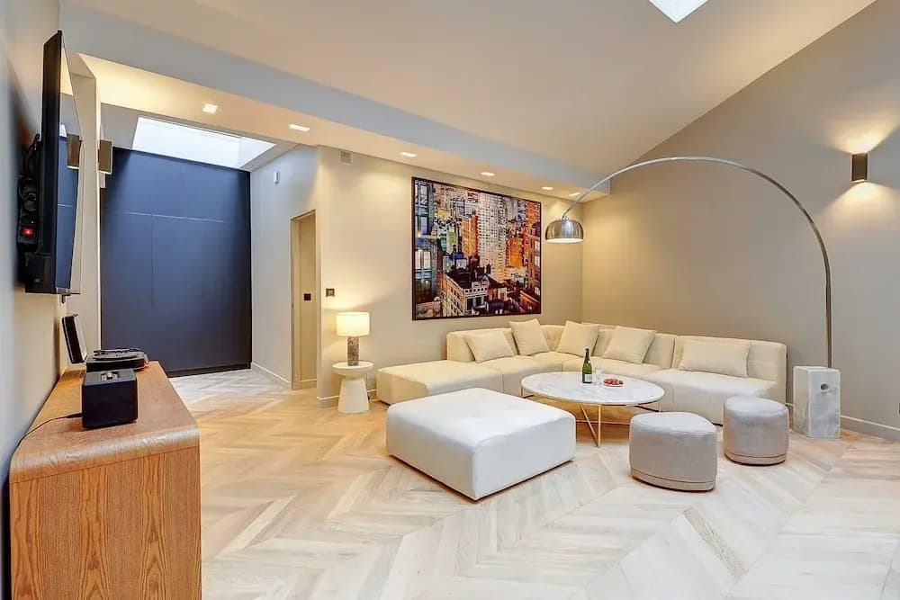 Elegant Apartment With Ac-3br-10p-place des Vosges - Photo 2