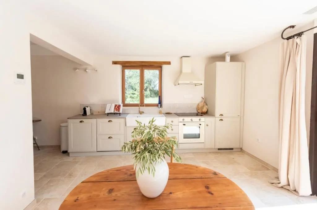 La Petite Ruche, 1 Bedroom Gite in the Luberon (Adults Only) - Photo 5
