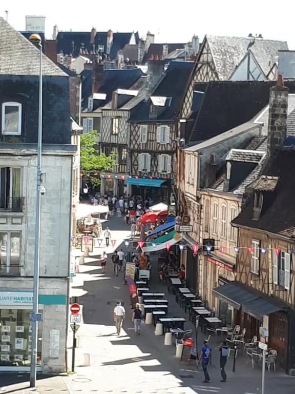 Saint Bonnet - Photo 1