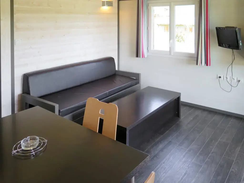 Terres de France - Les Hameaux de Pomette - Photo 3