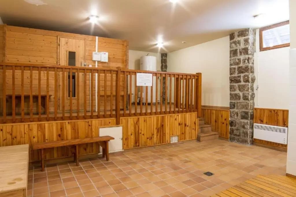 Apartamento con jardín - Montana Park - Miniature 8
