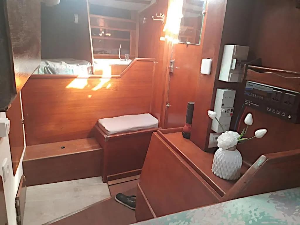 Voilier logement spacieux à louer au port - Gruissan Plage - 11 Aude - Photo 4