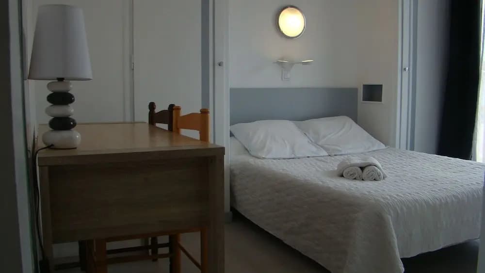 hôtel le Canetois - Miniature 6