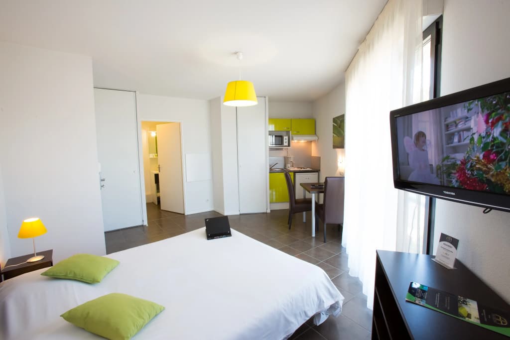 All Suites Appart Hôtel | Pau - Zénith - Photo 3