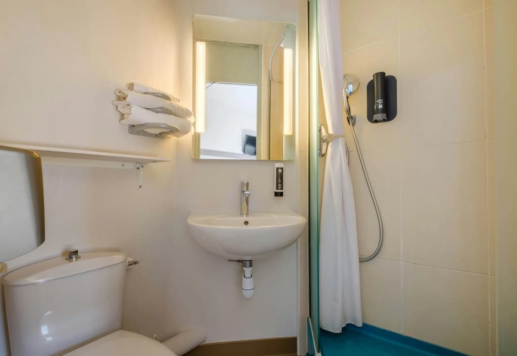 B&B HOTEL Villeneuve-Loubet Plage - Miniature 8