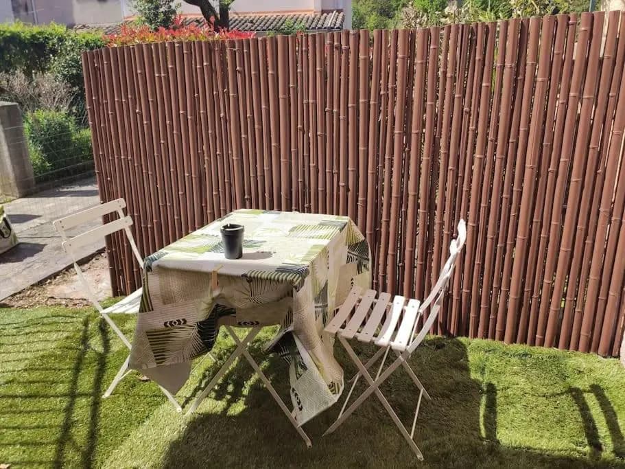 Studio Belles Prestations En Cevennes (Adults Only) - Miniature 8