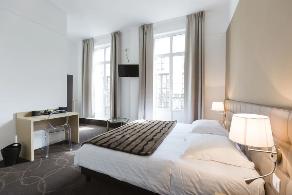 Hôtel Le Saint Louis - Photo 5