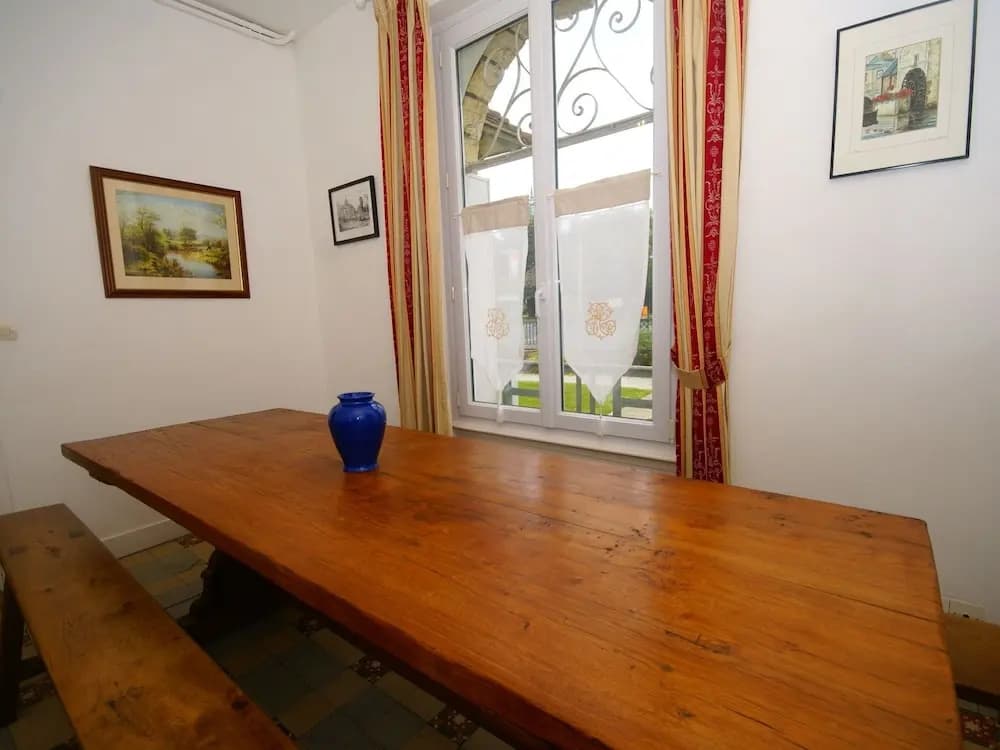 Lovely Child-friendly Villa in Bayeux - Photo 2