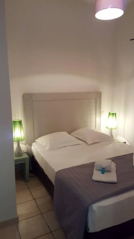 Uzes Appart Hotel - Miniature 7