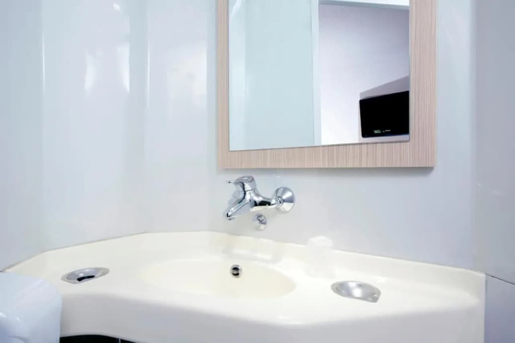 Hotel Premiere Classe Bayeux - Miniature 8