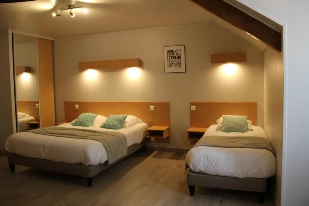 Logis Hôtel la Méridienne - Photo 2