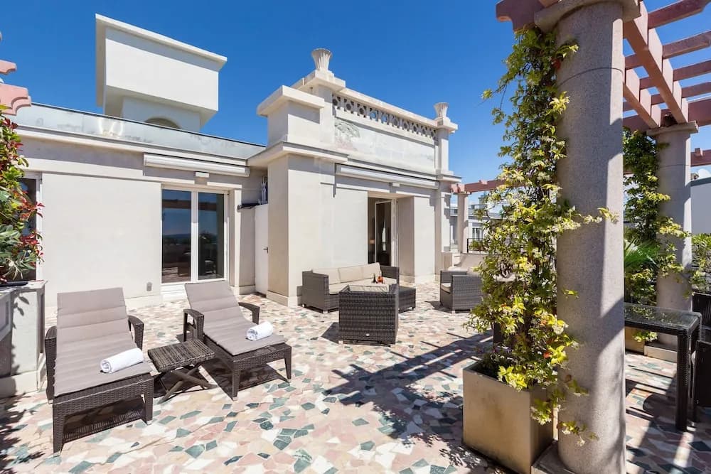 Sea View Terrace Penthouse Prestige by Nestor&Jeeves - Photo 1