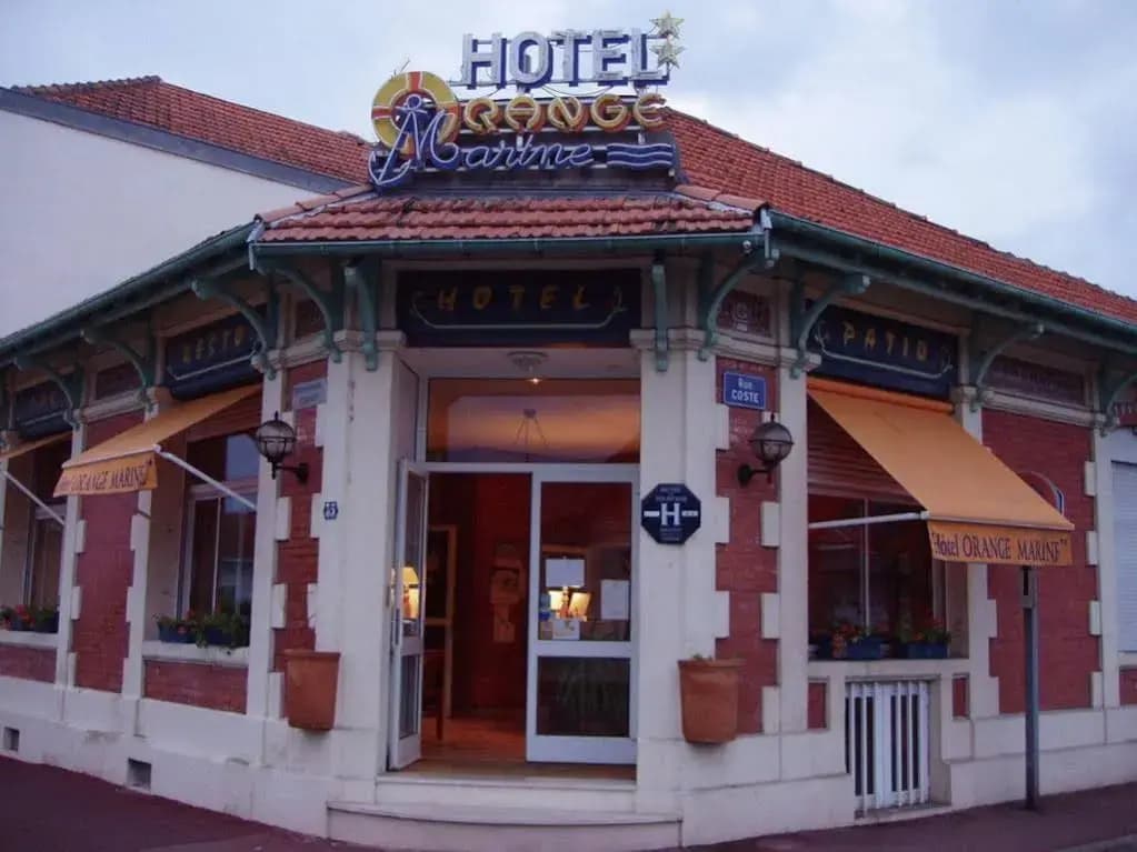 Hotel Orange Marine - Photo 1