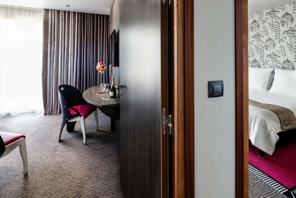 Best Western Premier Le Patio des Artistes - Miniature 7