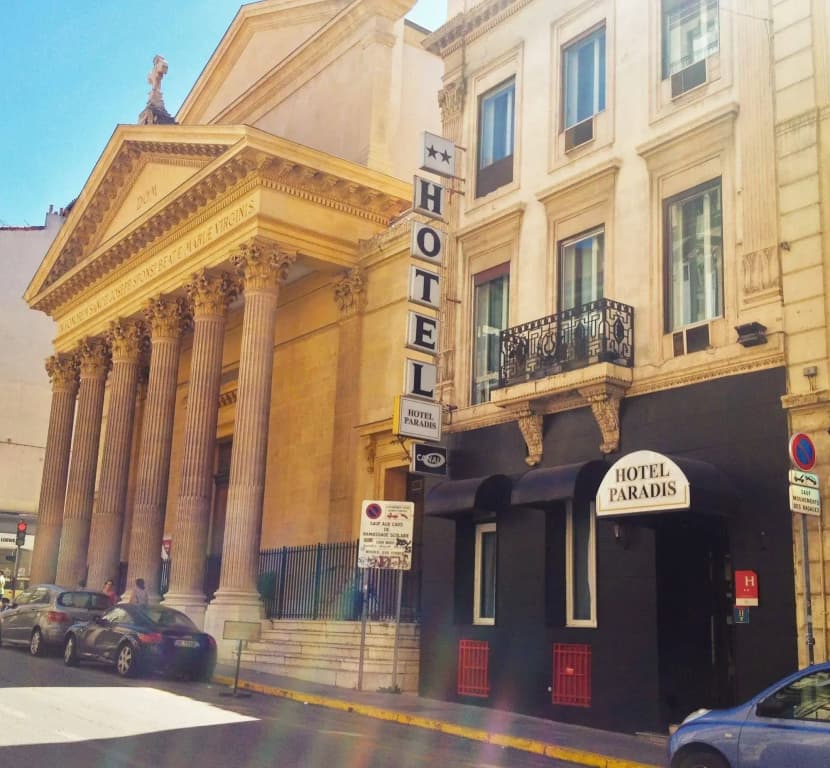 Hôtel Paradis - Photo 1