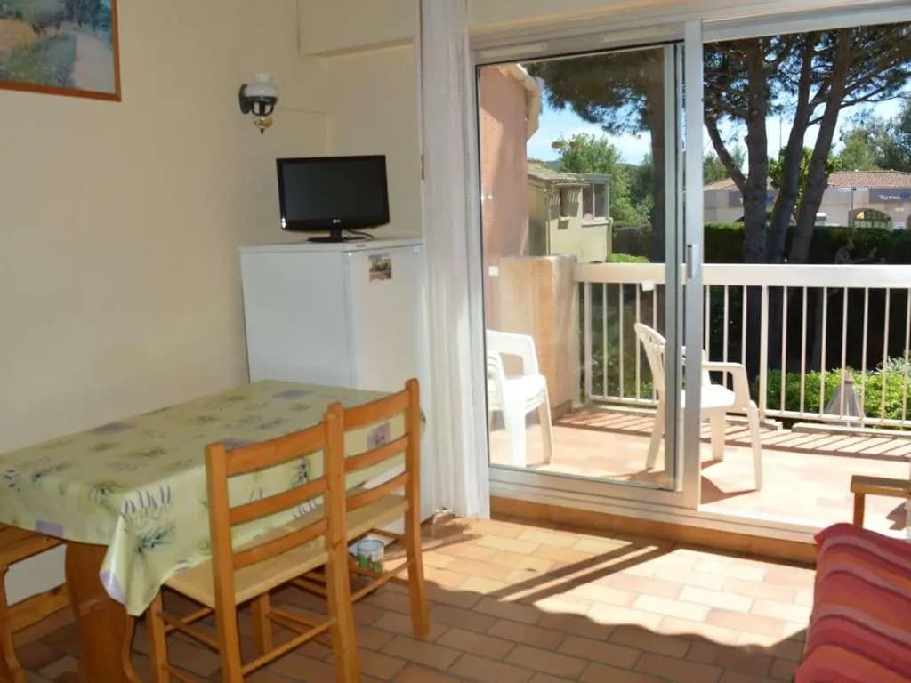 Appartement Cogolin, 2 pièces, 4 personnes - FR-1-226B-39 - Photo 3
