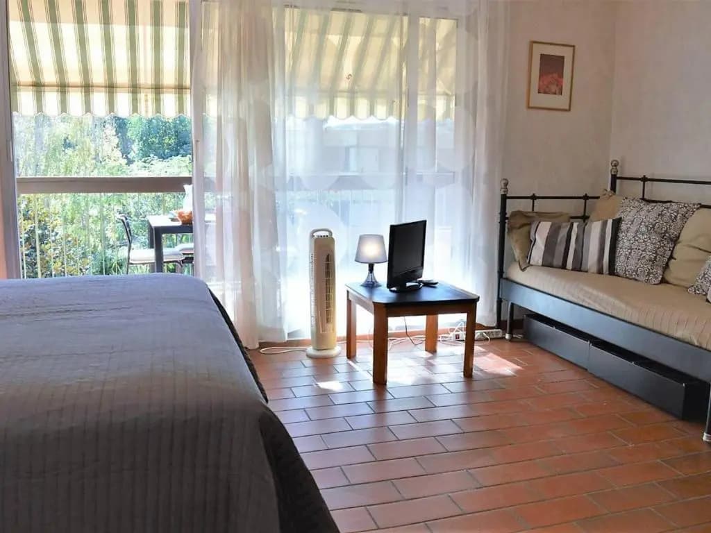 Appartement Le Lavandou, 1 pièce, 3 personnes - FR-1-251-31 - Photo 3