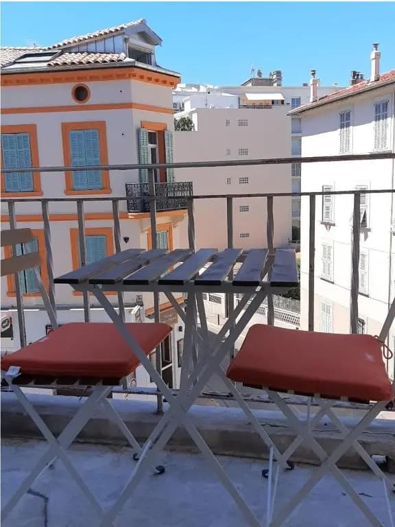 Studio Suquet balcony 1 min beach, 10 min Palais & Croisette Works - Photo 3