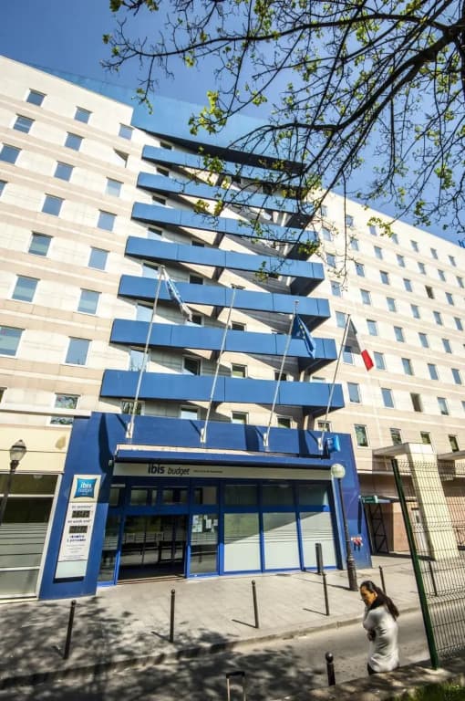 ibis budget Paris Porte de Montmartre Hotel - Photo 1