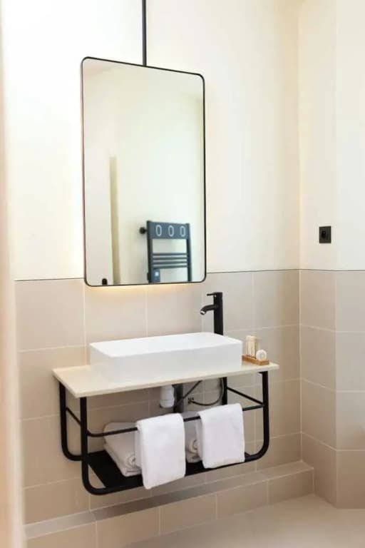 Hotel Tinah: Elegance and Comfort Near the Champs-elysees - Photo 4