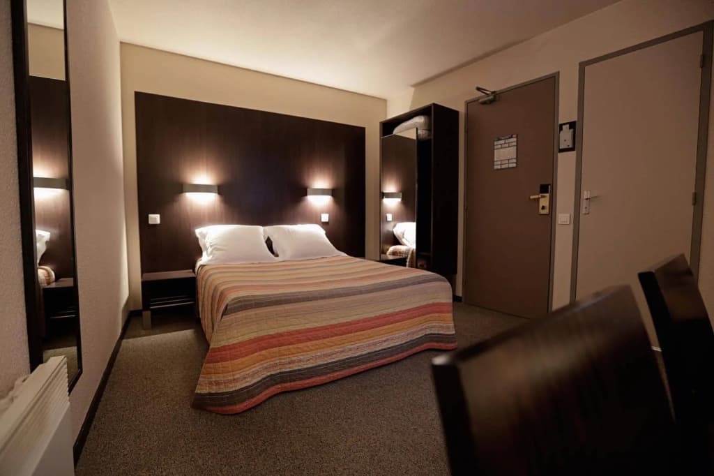 Hôtel Au Petit Caporal - Photo 1