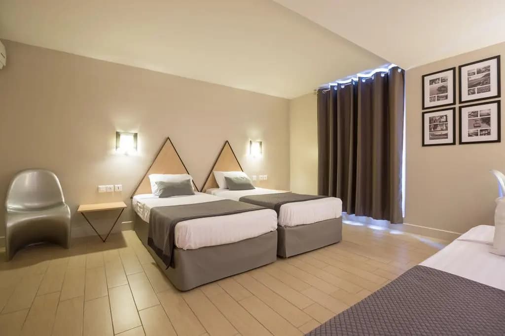 Hotel Amirauté - Miniature 6