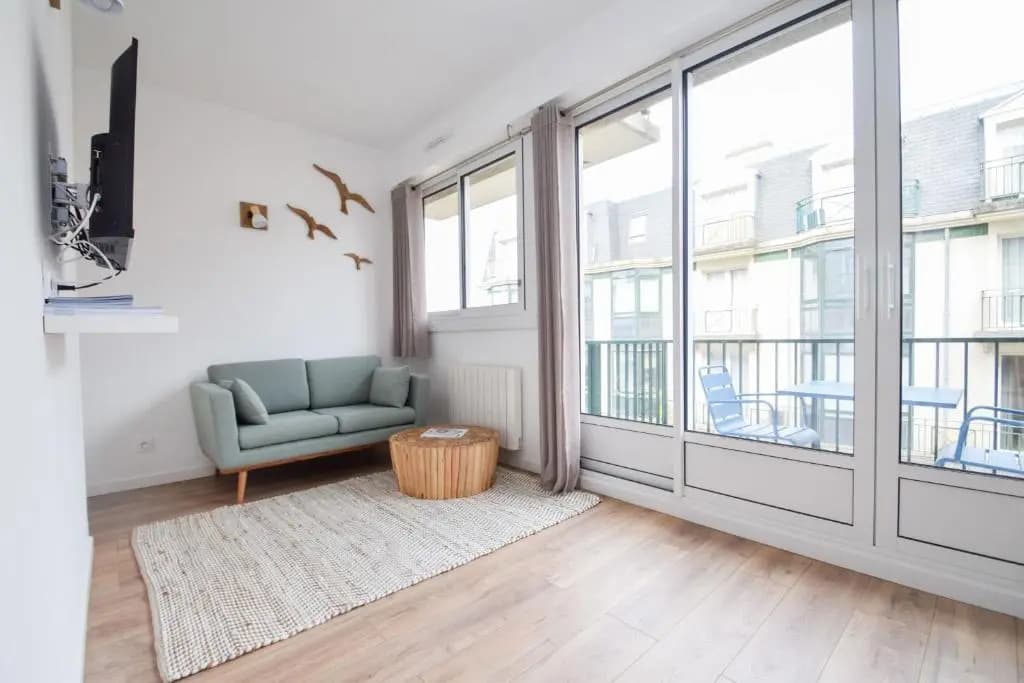 Appartement cosy 2 pers vue mer balcon hyper centre Dinard - Miniature 7