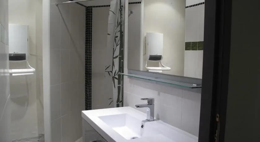 Apartment With one Bedroom in Annecy, With Wifi - Photo 5