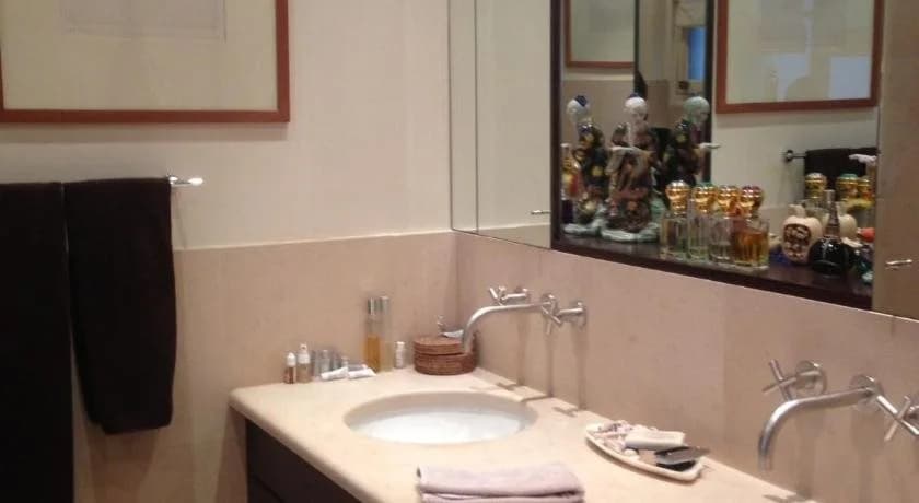 Chambres d'Hôtes dans Hôtel Particulier - Miniature 8
