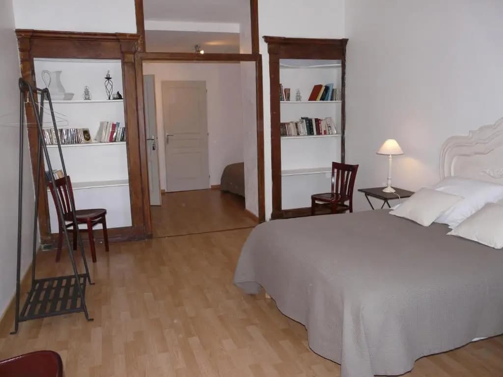 Hôtel Le Globe - Photo 1