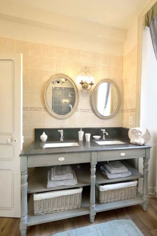 Chambres Dhôtes au Château de Vernières - Miniature 7