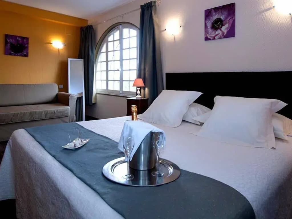 Logis Hôtel Le Coq Hardi - Miniature 6