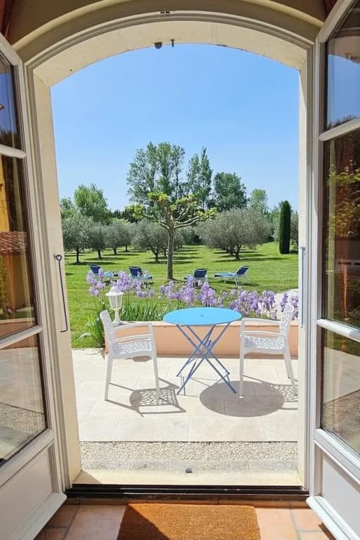 Maison d'hôtes La Ramade, 5 chambres et table d'hôtes en Provence (12 pers) - Miniature 7