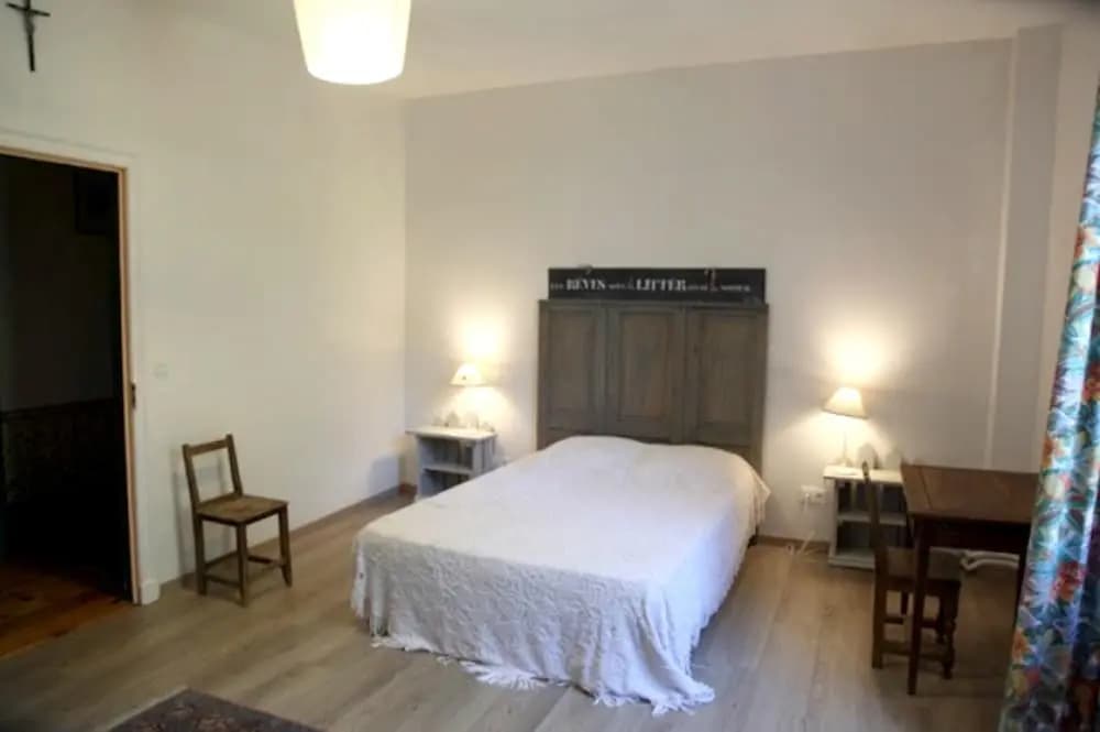 Villa With 10 Bedrooms In Villeneuve Sur Lot With Wonderful City View Private Pool Furnished Garden - Photo 4