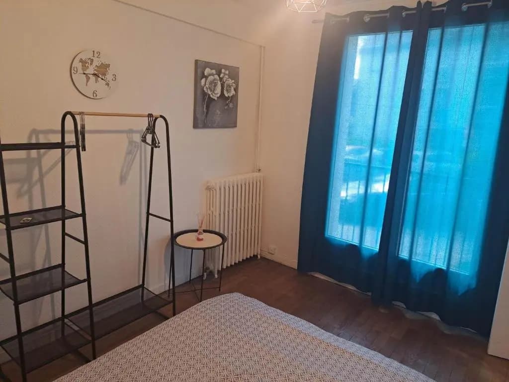 Appartement entier Bourges Avaricum centre ville - Miniature 6