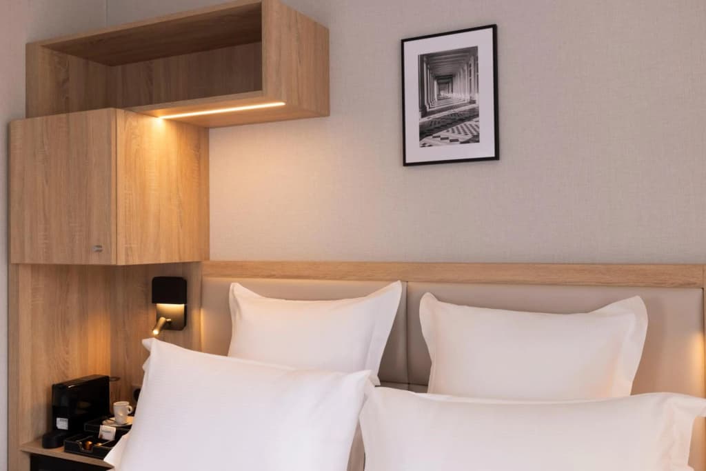 Hotel Charlemagne - Photo 3