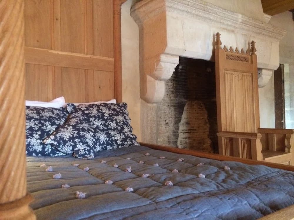 Château de Saint Loup - Photo 5