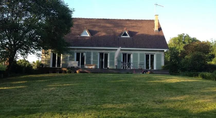 5 Bedroom House 00040070 by HomeRez - Photo 3