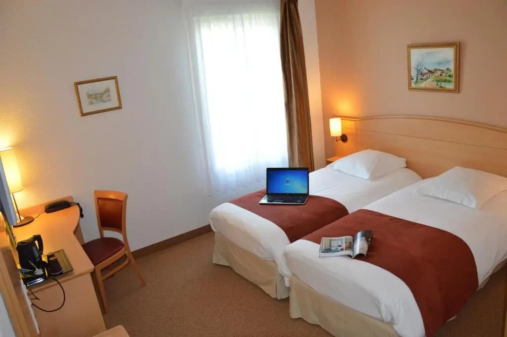 Brit Hotel Chateaudun - Miniature 6