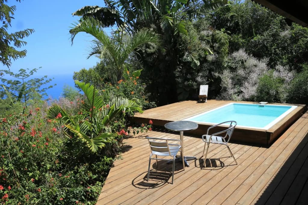 Cottage chaleureux avec vue mer et piscine - Miniature 7