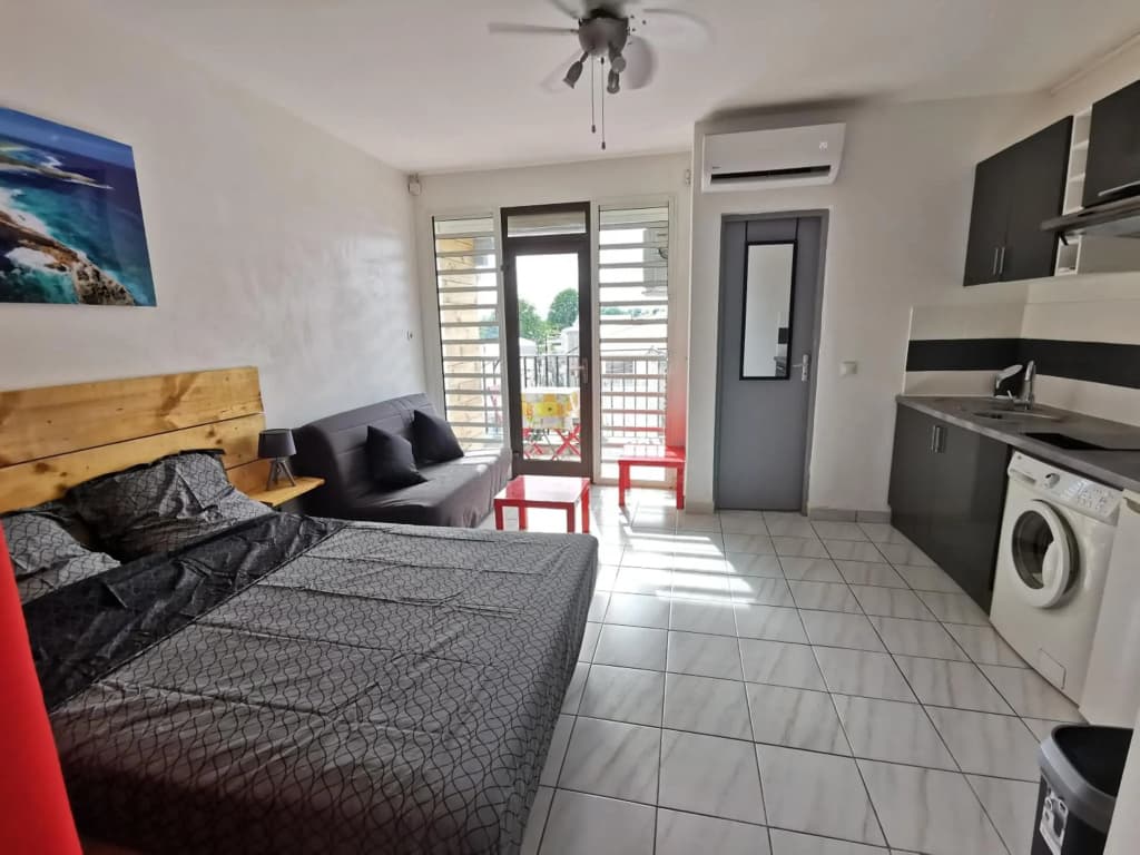 Appartement vue mer et montagne à 100m de la plage - Photo 3