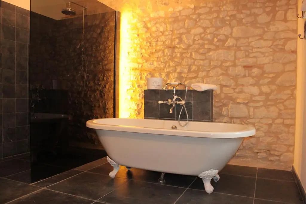 Chateau Secretary - Photo 4