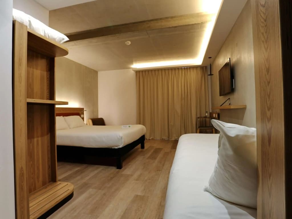 ibis Styles Ajaccio Napoleon - Photo 3