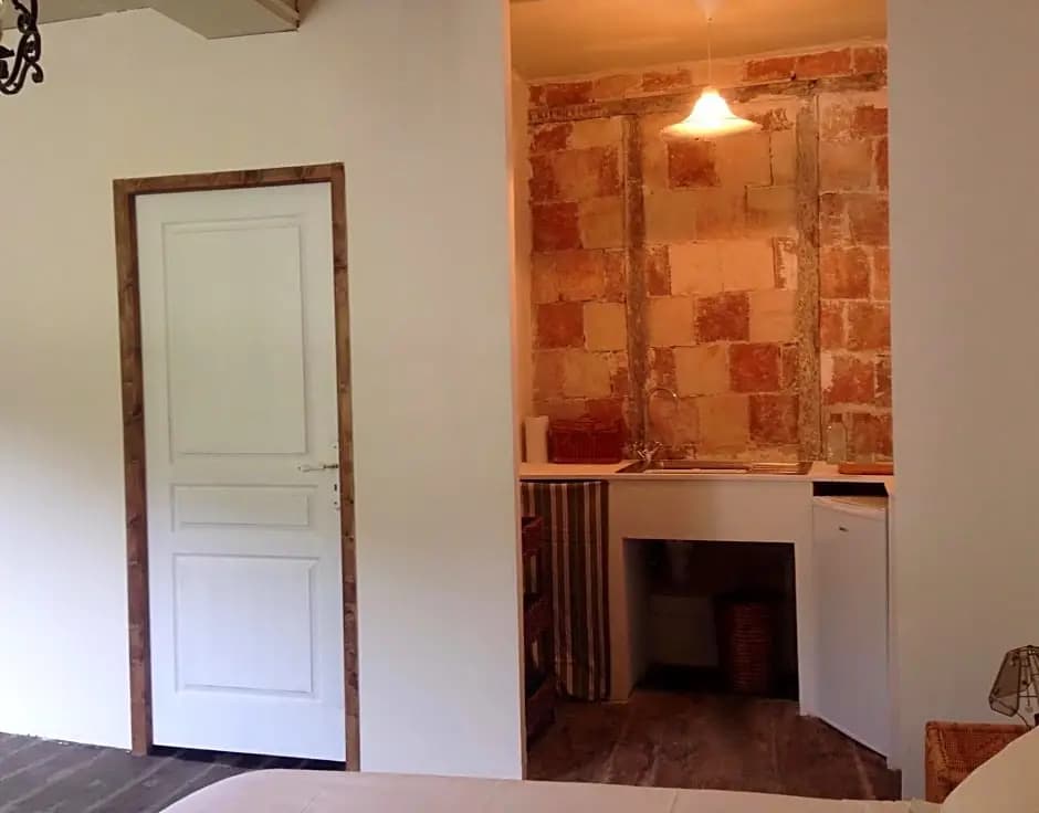 La Maison sur La Rivière - Miniature 7