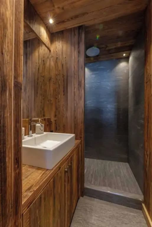 Modern 2 Bedroom Apartment, Close to ski Lifts - Miniature 6