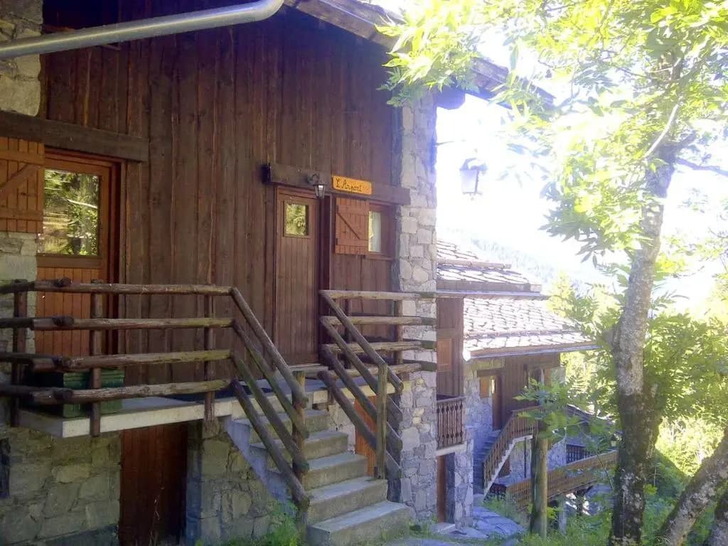 Chalet de 3 chambres avec jardin amenage et wifi a Champagny en Vanoise a 1 km des pistes - Miniature 7