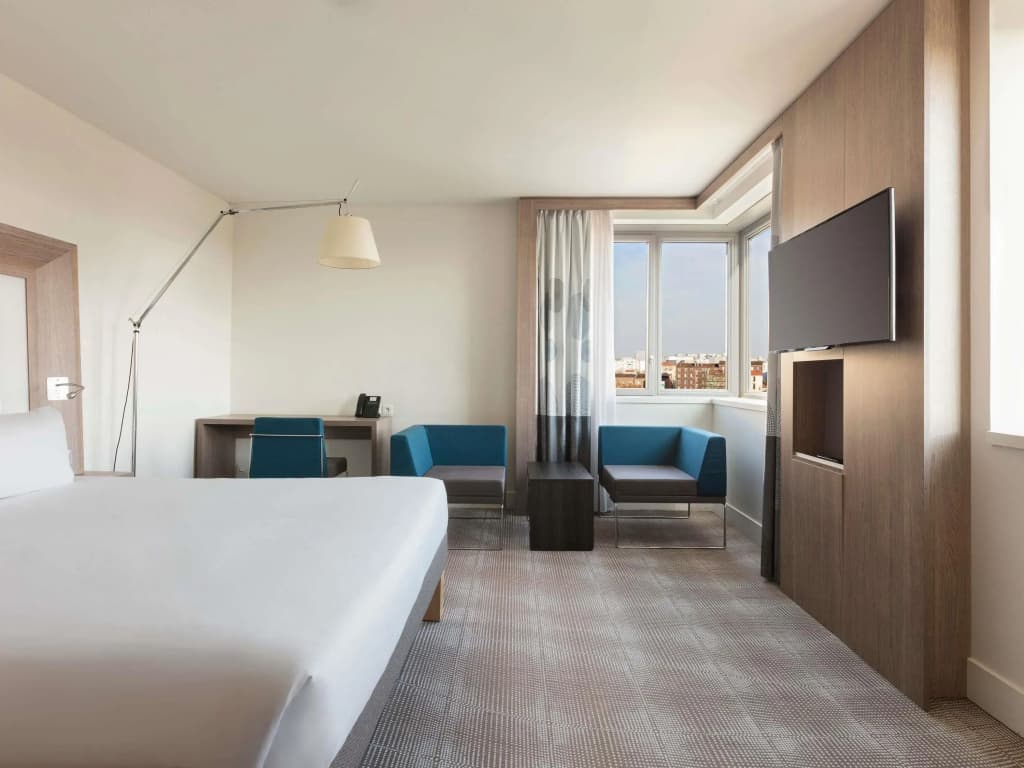 Novotel Paris Stade Basilique - Photo 2