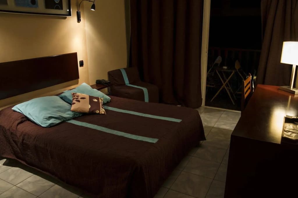 Hôtel Latitude 21 - Photo 4