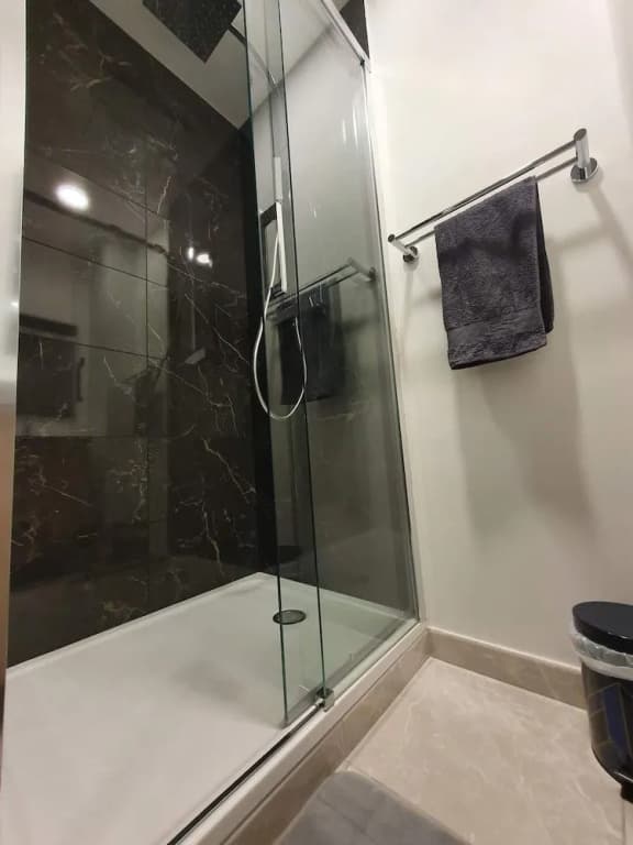 La Forteresse Jacuzzi-Sauna - Miniature 6
